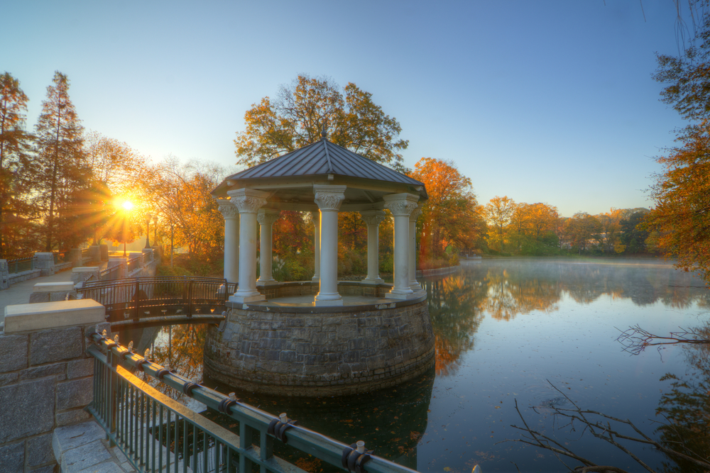 Pavilion,At,Lake,Meer,In,Piedmont,Park,In,Atlanta,,Georgia.